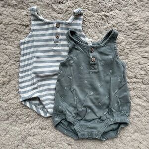Quincy Mae Sleeveless Bubble Bundle